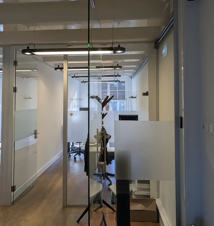 Vergaderruimte Van Gogh aan de Herengracht 280 voor franchise workshops met kleine groepen